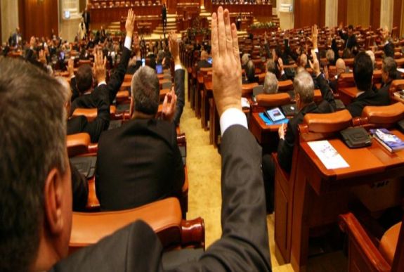 Bogdán Tibor: Törvénykezési diliház