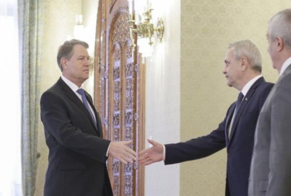 Johannis: „fejetlenség és kapkodás” jellemzi a PSD-ALDE koalíciót