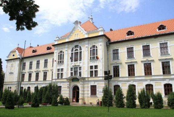 Nem szavazta meg a marosvásárhelyi iskolahálózatot az RMDSZ-frakció