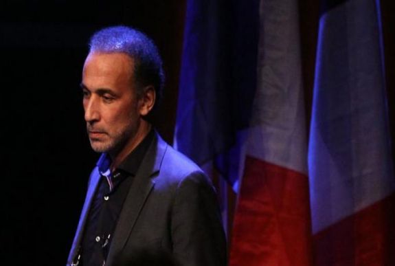 Őrizetbe vették a nemi erőszakkal megvádolt iszlámszakértőt Párizsban