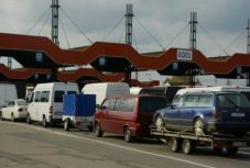 Nagy forgalom volt a román államhatáron az ünnepek alatt