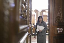 Fegyelmi eljárás indult a DNA vezetője, Laura Codruța Kövesi ellen