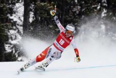 FRISSÍTVE: Elájult Miklós Edit a célbaérkezés után