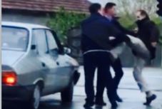 Kiszállt az autóból és összeverekedett két székelyudvarhelyi sofőr