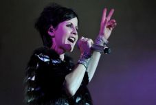 Meghalt a The Cranberries énekesnője