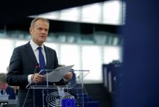 Tusk szerint még nem késő megállítani a brexitet