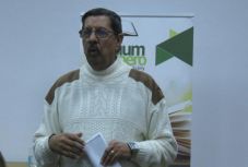 Maros megyei roma identitásról, hagyományokról tartott előadást Moca Rudy színművész