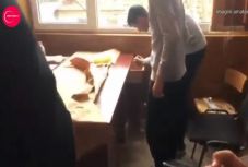 Bútorzatot robbantottak fel egy Arad megyei iskola diákjai