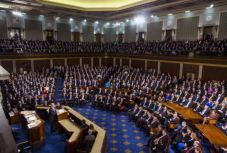 Az amerikai kormány működésének finanszírozása ellen szavazott a szenátus