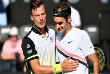Australian Open: Fucsovics kikapott, de egy kicsit megizzasztotta Federert
