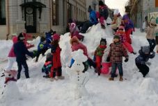Szerdán szünetel a tanítás az iskolákban és óvodákban