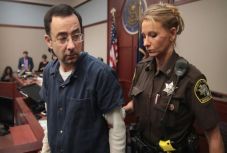 140 nő számolt be zaklatásról, lemondott az Amerikai Torna Szövetség több vezetőségi tagja 