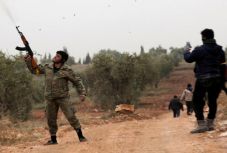 A szíriai török hadműveletek újabb ellenzőit vették őrizetbe Törökországban