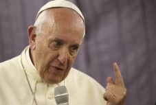 A kamuhírek ellen szólalt fel Ferenc pápa