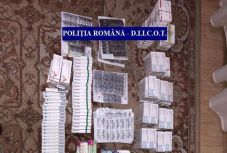 Veszélyes gyógyszerekkel kereskedő bűnszervezetet számolt fel a DIICOT