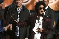 Bruno Mars hat kategóriában nyert Grammy-díjat