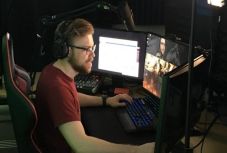 Hamarosan pénzt kereshetünk a Facebookkal