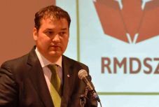 Cseke Attila: nem vagyunk a kormánykoalíció csatolmánya