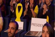 Mentelmi jogára hivatkozva kér védelmet újraválasztásához Carles Puigdemont a katalán házelnöktől