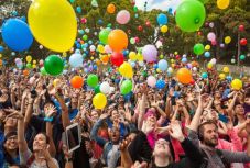 Meglepni és szórakoztatni az embereket – az Improv Everywhere alapítójával beszélgettünk