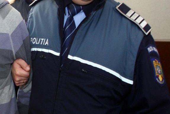 Gyergyóban fosztott ki egy autót a fiatal csíkszeredai pár