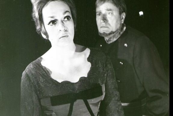 Elhunyt Vitályos Ildikó színművésznő