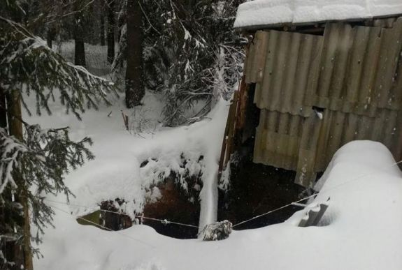 Meglódult a föld egy Hargita megyei üdülőtelepen