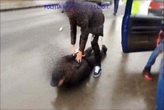 Székelyudvarhelyen rángatták ki az autójából a drogkereskedői hálózat egyik tagját