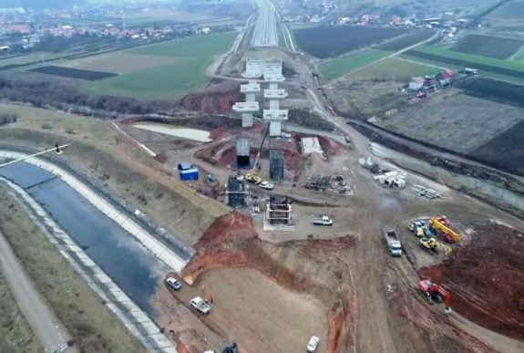 Elkezdődtek a munkálatok az erdélyi „autópálya-múzeumban”