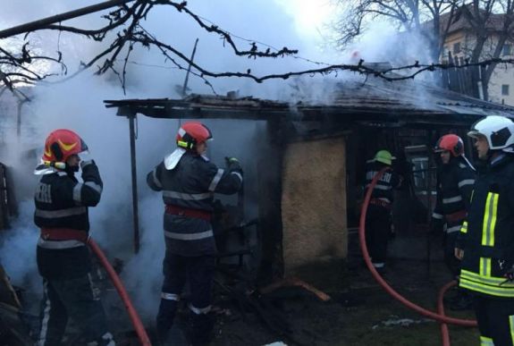 Kigyulladt egy fásszín Sepsiszentgyörgyön