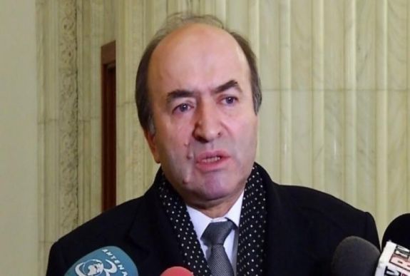 Toader nem fog tárgyalni Kövesivel a DNA-jelentésről