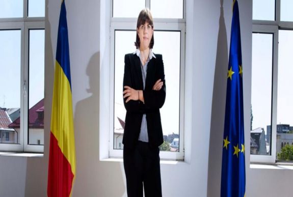 Szőcs Levente: Kövesinek maradnia kell