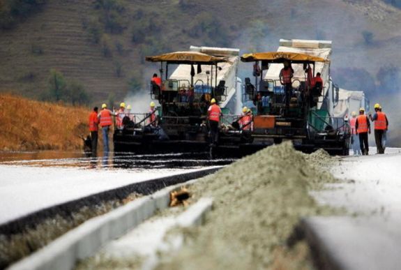 „Fejét veszik” a miniszternek, ha idén nem készül el 60 km autópálya