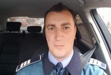 Elhallgattatták az ország legnépszerűbb rendőrét