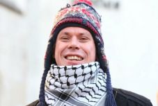 Megakadályozták az Asperger-szindrómás brit hacker amerikai kiadatását