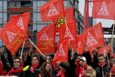 Németországban 28 órás munkahetet harcoltak ki