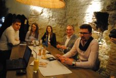 Fiatal gyakornokok ismerkedhetnek Brüsszellel egy hónapon át