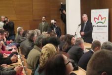 Félezer gazdát támogat a magyar kormány a Maros-Mezőségben