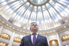 F. Iordache: a parlament dicsősége, ahogyan kinéz az igazságszolgáltatás három törvénye