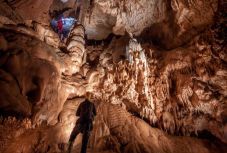 Izgalmas nyaralást szeretne? Új barlangokat nyitottak meg az Erdélyi-szigethegységben