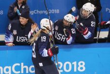 Pjongcsang 2018: az amerikaiak jutottak elsőként döntőbe a női hokisoknál