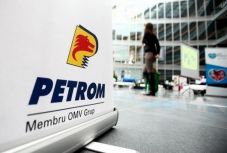 Csaknem két és félszeresére nőtt az OMV Petrom nyeresége itthon