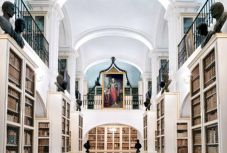 A szabadkőművesek titokzatos társulását ismertették történészek a Teleki Tékában