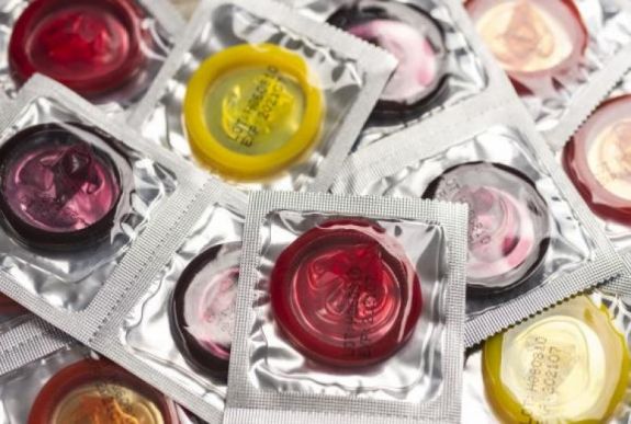 Túl kicsik a kínai óvszerek a zimbabwei férfiak számára