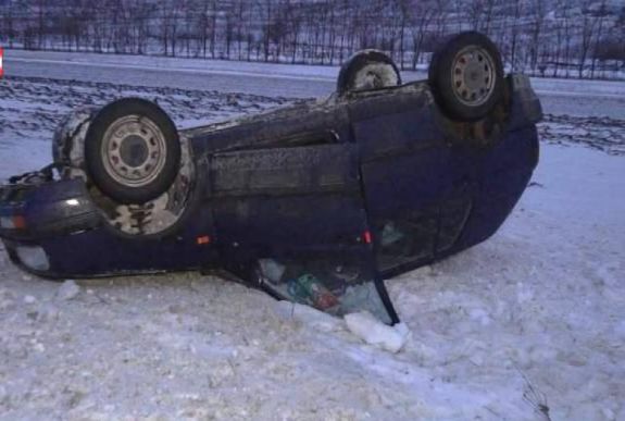 Felborult egy autó Csíkszépvíznél, egy gyermek megsérült