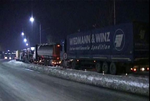 Óriási a kamiontorlódás a román-magyar határon