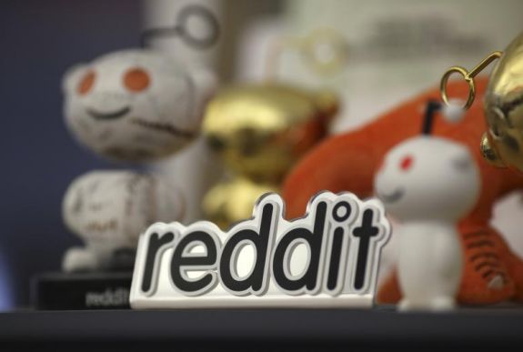 Újabb közösségi oldal ismerte el: orosz propaganda árasztotta el őket