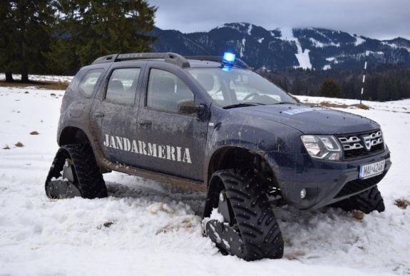 Különleges Daciákat kapnak a hegyi csendőrök