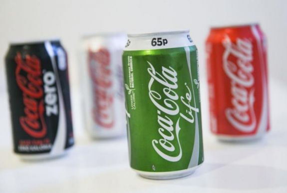 Történelmi lépés: alkoholos italt dob a piacra a Coca-Cola