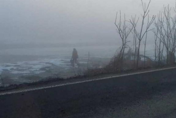 Felborult egy autó Hargita megyében, hárman megsérültek